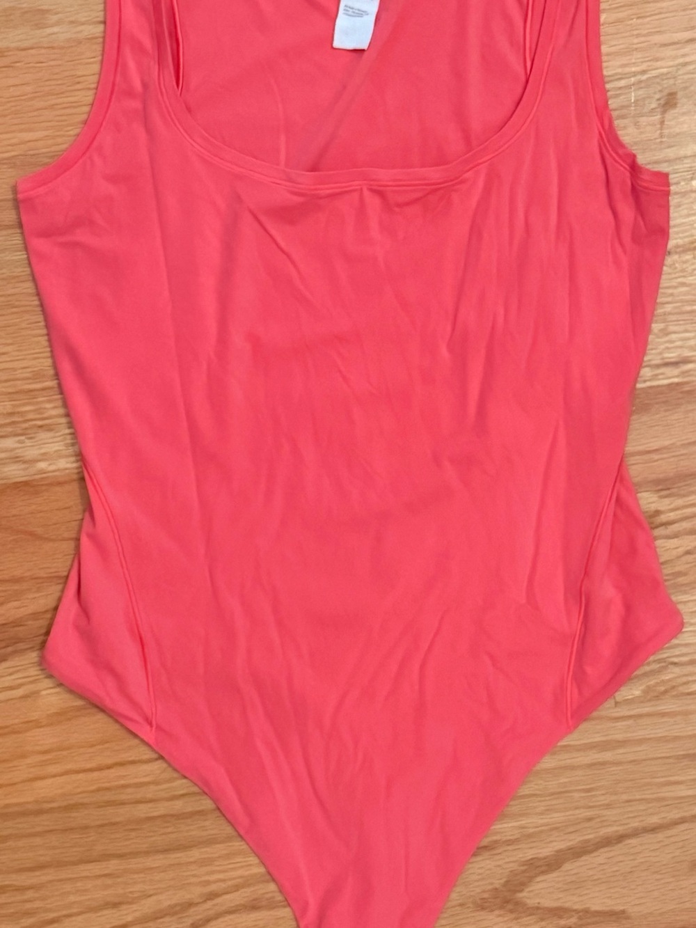 Lululemon coral women’s body suit
